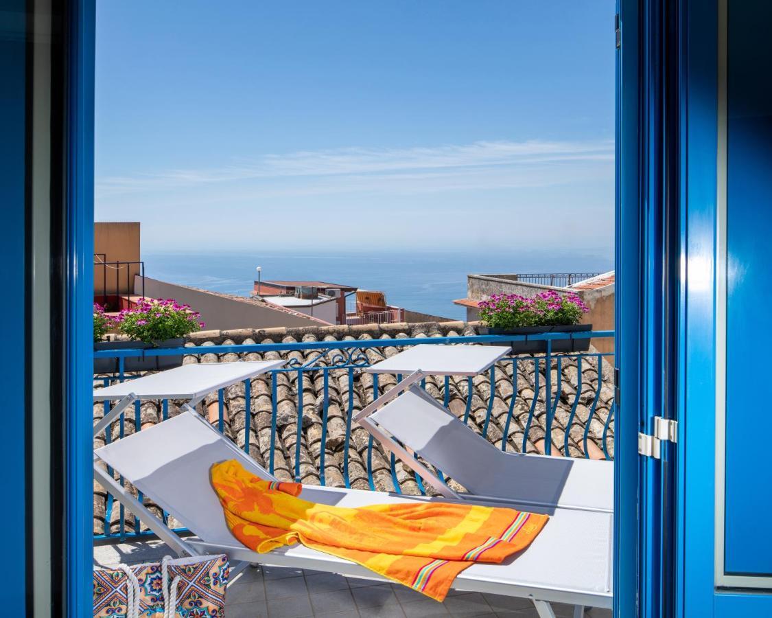 Casa Blandano B&B Кастельмола Екстер'єр фото